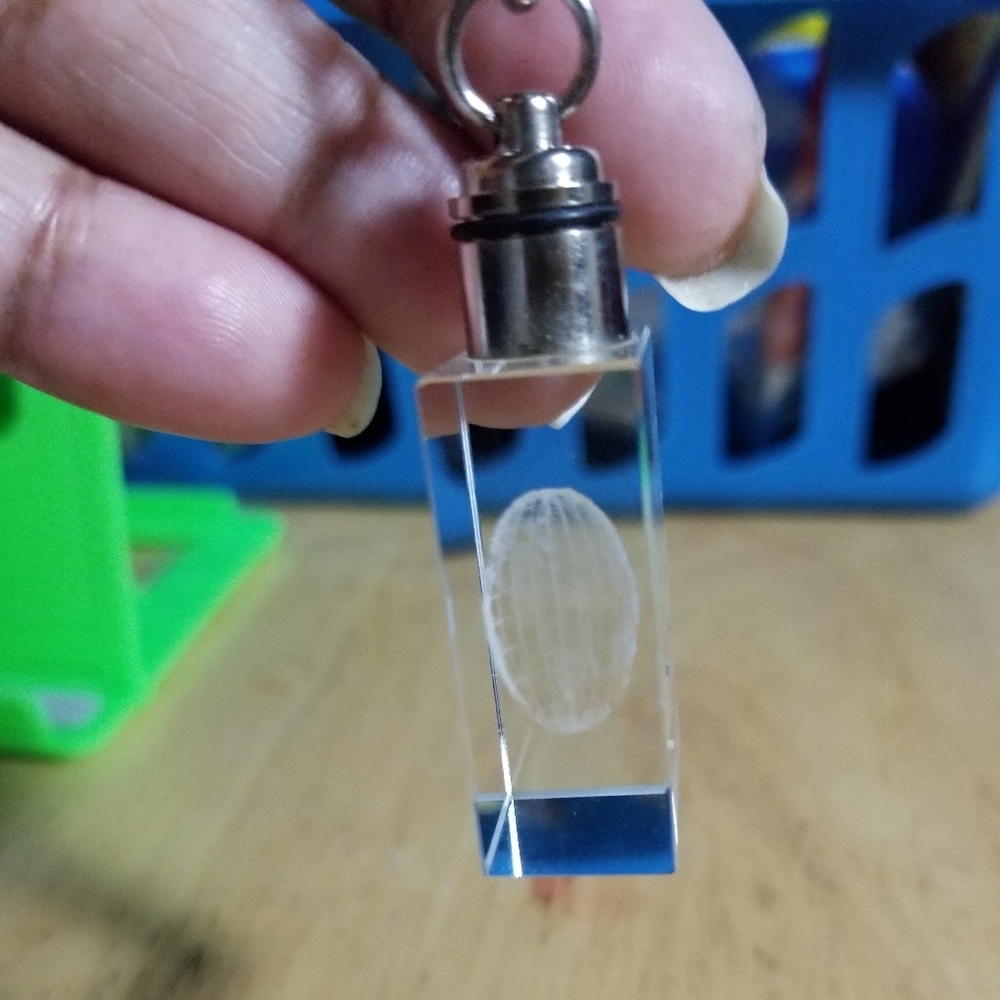 Crystal Earth LED Light Keychain - Picture 11 of 16